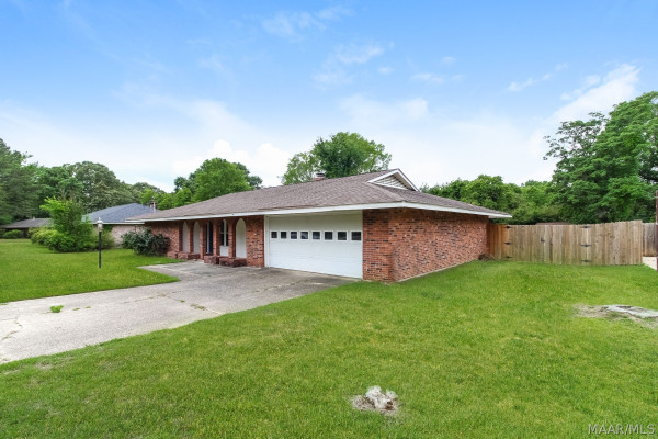 525 Lurene Circle