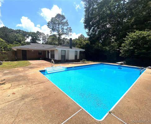 3833 Dalraida Place