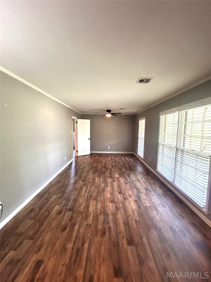 3833 Dalraida Place
