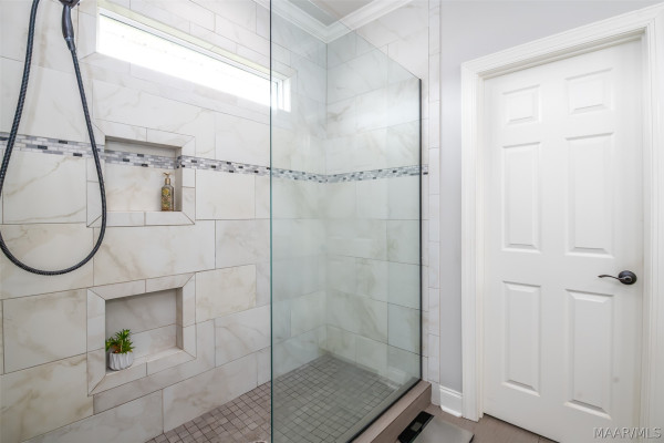 575 Mercer Road