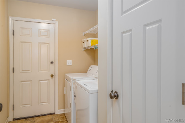 8860 PEMBERTON Park