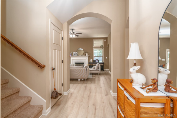 8860 PEMBERTON Park