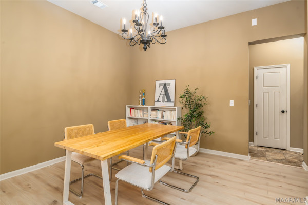 8860 PEMBERTON Park