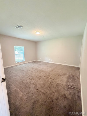 1008 N BURBANK Drive