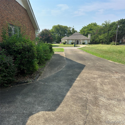 3533 Vaughn Road