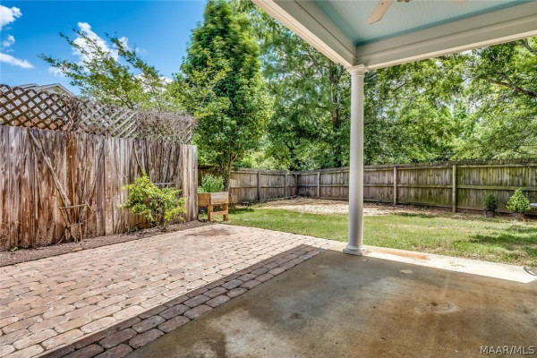 1211 Sadie Circle