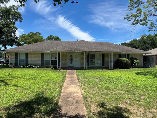 301 NAVAJO Drive