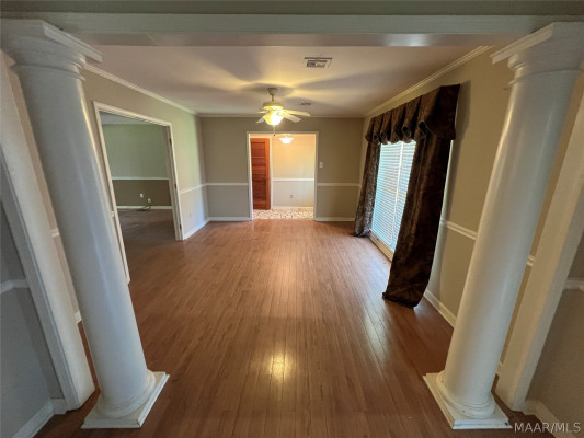 301 NAVAJO Drive