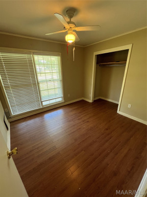 301 NAVAJO Drive