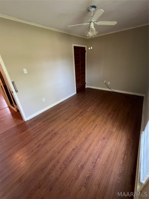 301 NAVAJO Drive