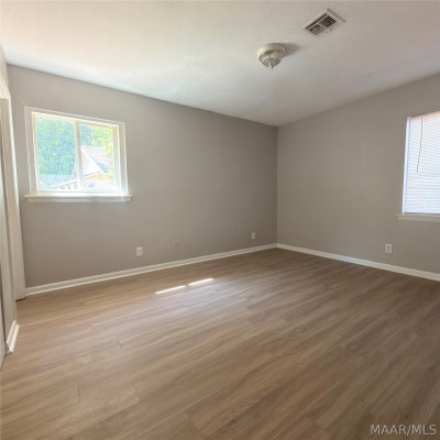 2752 Baldwin Brook Drive