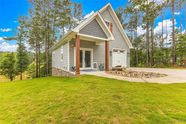 113 Merrill Lane