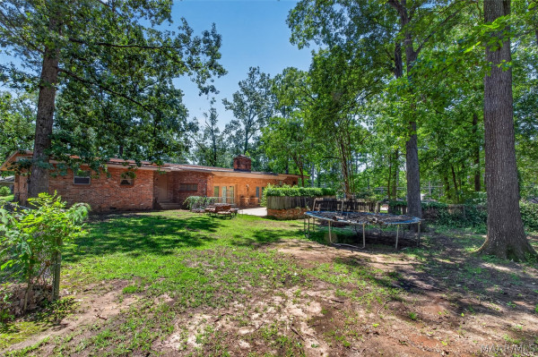 1830 HILLWOOD Drive