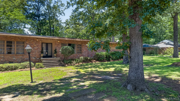 1830 HILLWOOD Drive