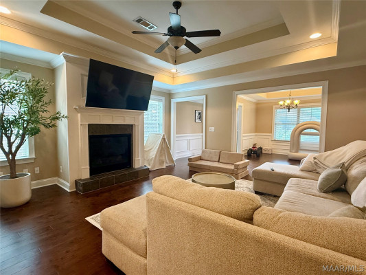 8213 FAITH Lane