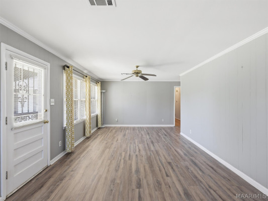 305 STERLING Drive