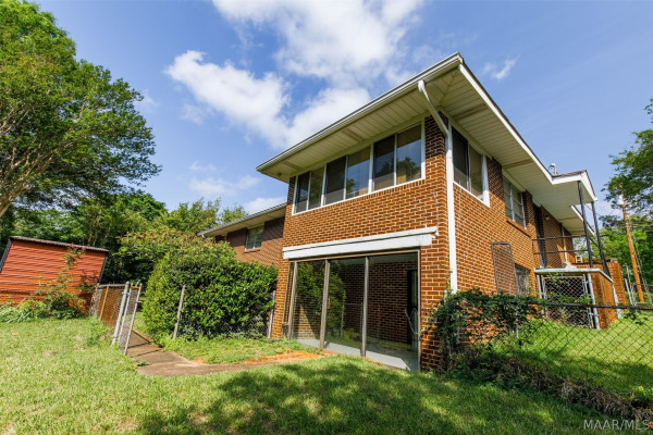 3787 Willow Lane Drive