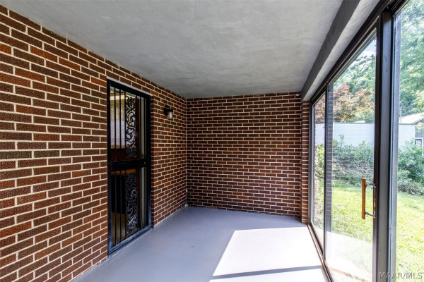3787 Willow Lane Drive