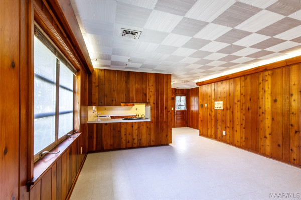 3787 Willow Lane Drive