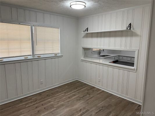 2557 WOODLEY Road