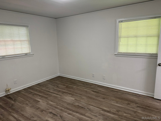 2557 WOODLEY Road