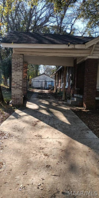 2440 Highland Avenue