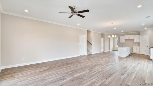 1724 Windsor Hill Lane