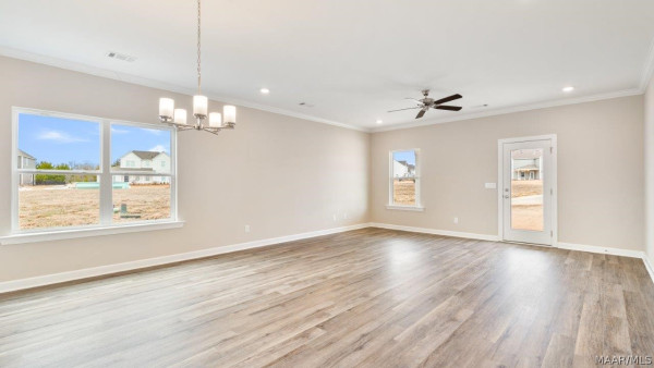 1724 Windsor Hill Lane