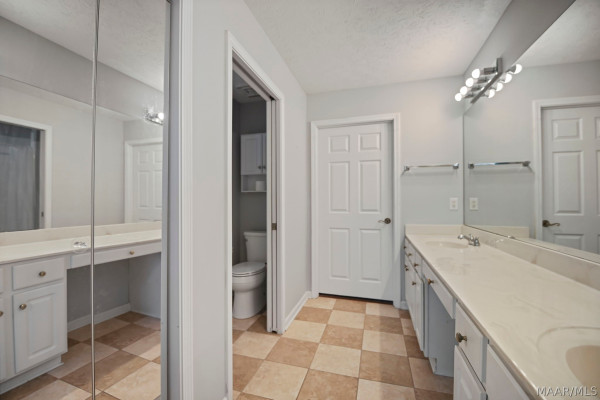 11 Crabapple Trace