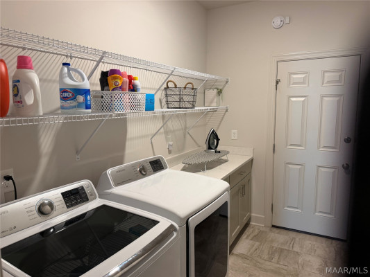 9353 Crescent Lodge Circle