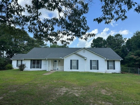 2622 Highway 82 . W