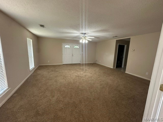 2622 Highway 82 . W