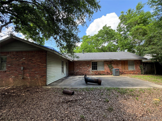 806 LEICESTER Drive