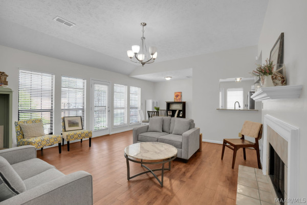 4009 Caldwell Court