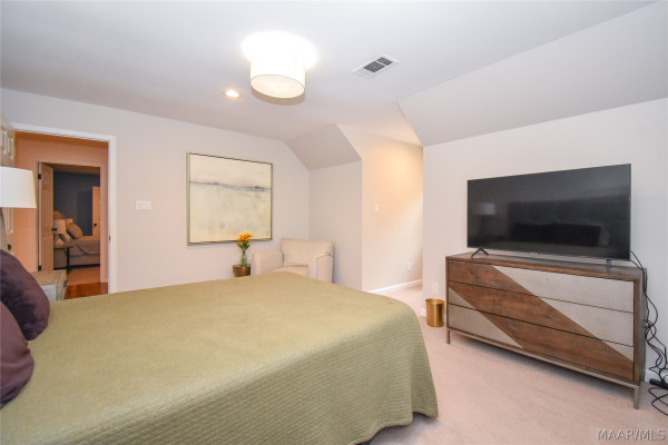 6432 Wynwood Place