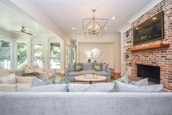 6432 Wynwood Place