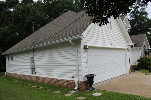 186 Homewood Drive