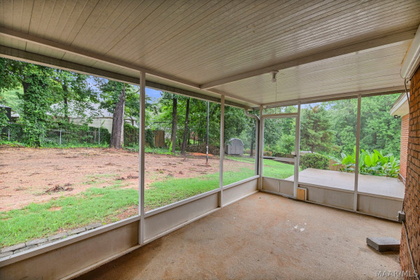 61 Red Oak Drive