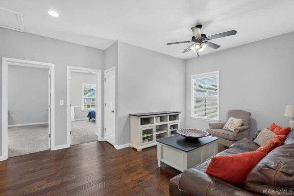 9302 CRESCENT LODGE Circle