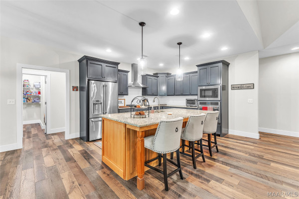 1328 Cherokee Trail