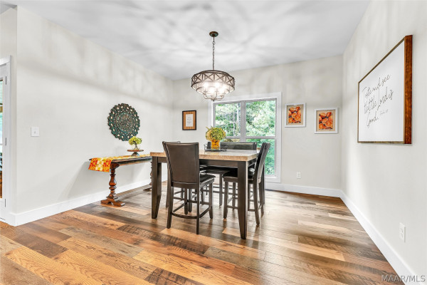 1328 Cherokee Trail