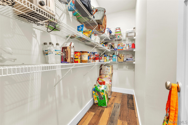 1328 Cherokee Trail