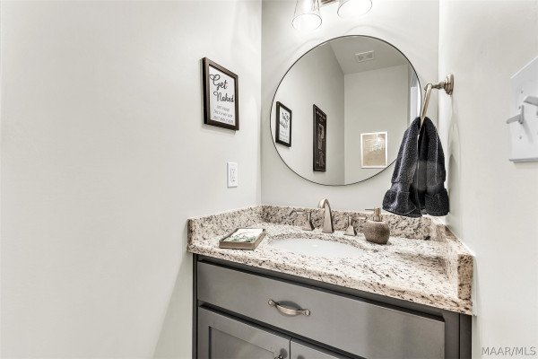 1328 Cherokee Trail