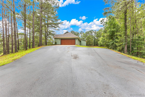 1328 Cherokee Trail