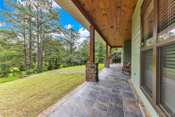 1328 Cherokee Trail