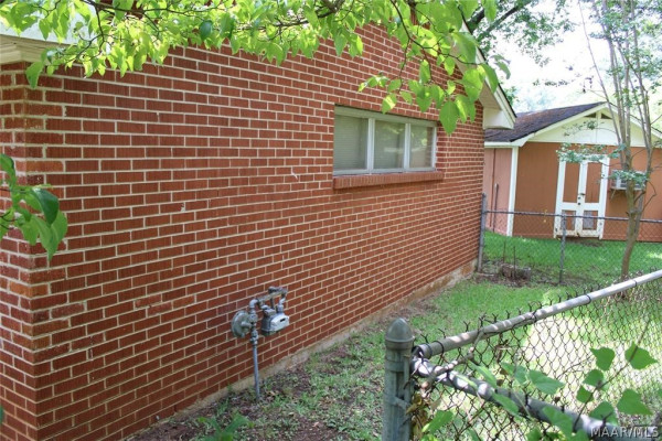 1807 AUSTIN Street