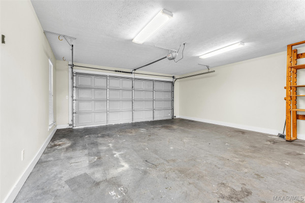 725 STABLEWAY Road
