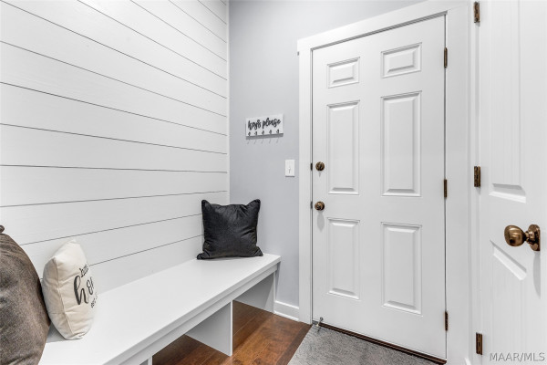 211 Hedgefield Drive