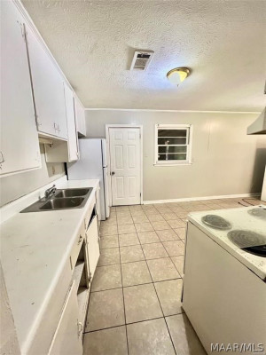 2429 E 4th Street
