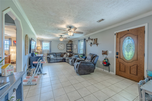 466 County Road 368 .